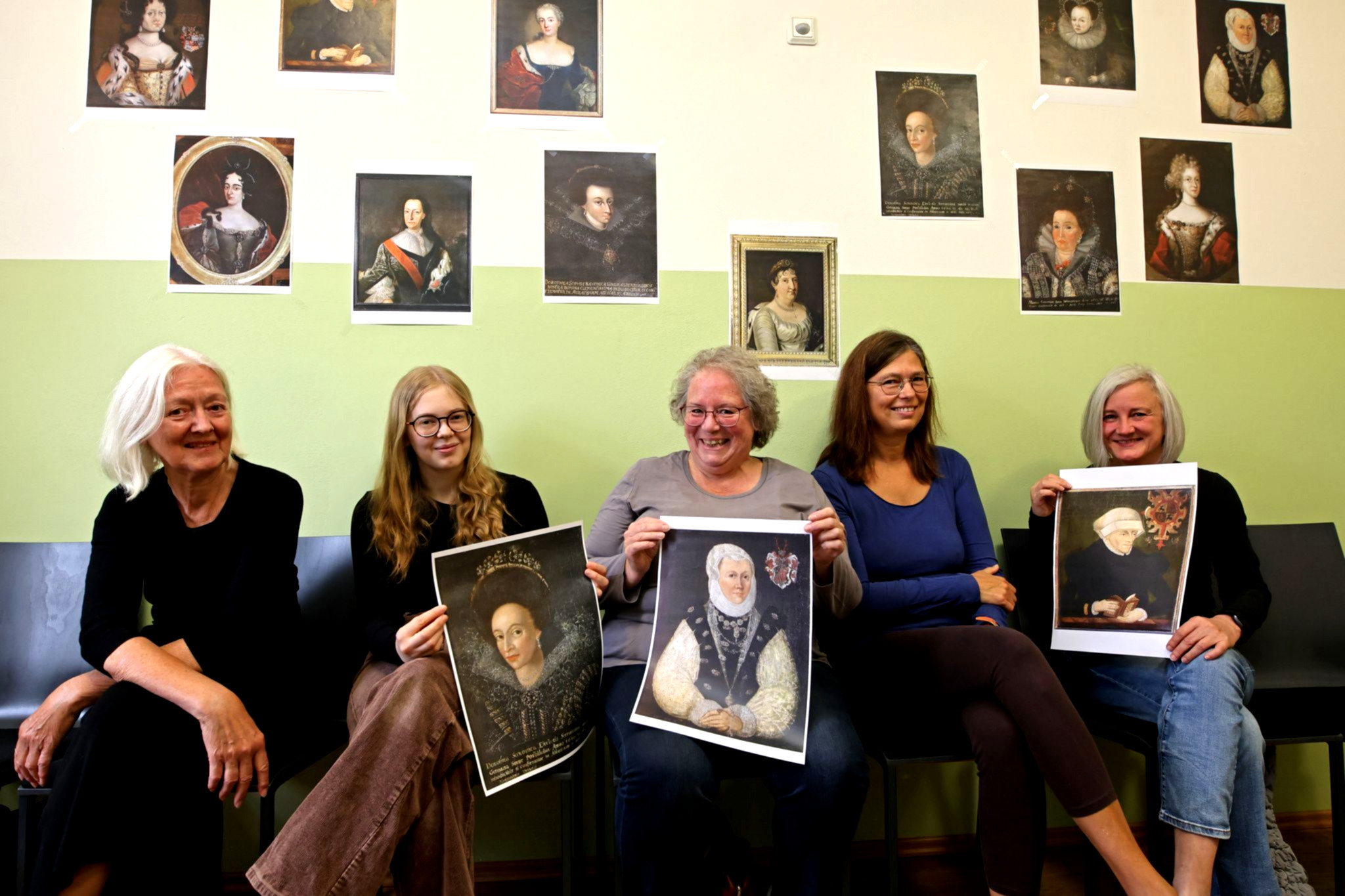 Stiftsfrauen Quedlinburgs stehen im Fokus.